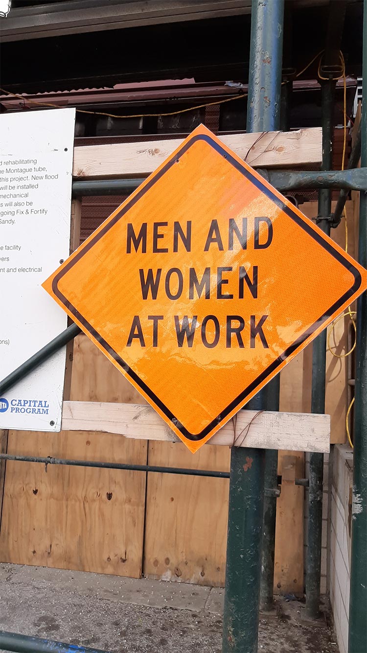 3ème prix : Nathalie Belda et son "Men and Women at Work"
